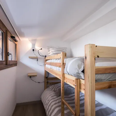 Androsace Du Lyret - 4 Pieces Pour 6 Personnes 044 * Chamonix